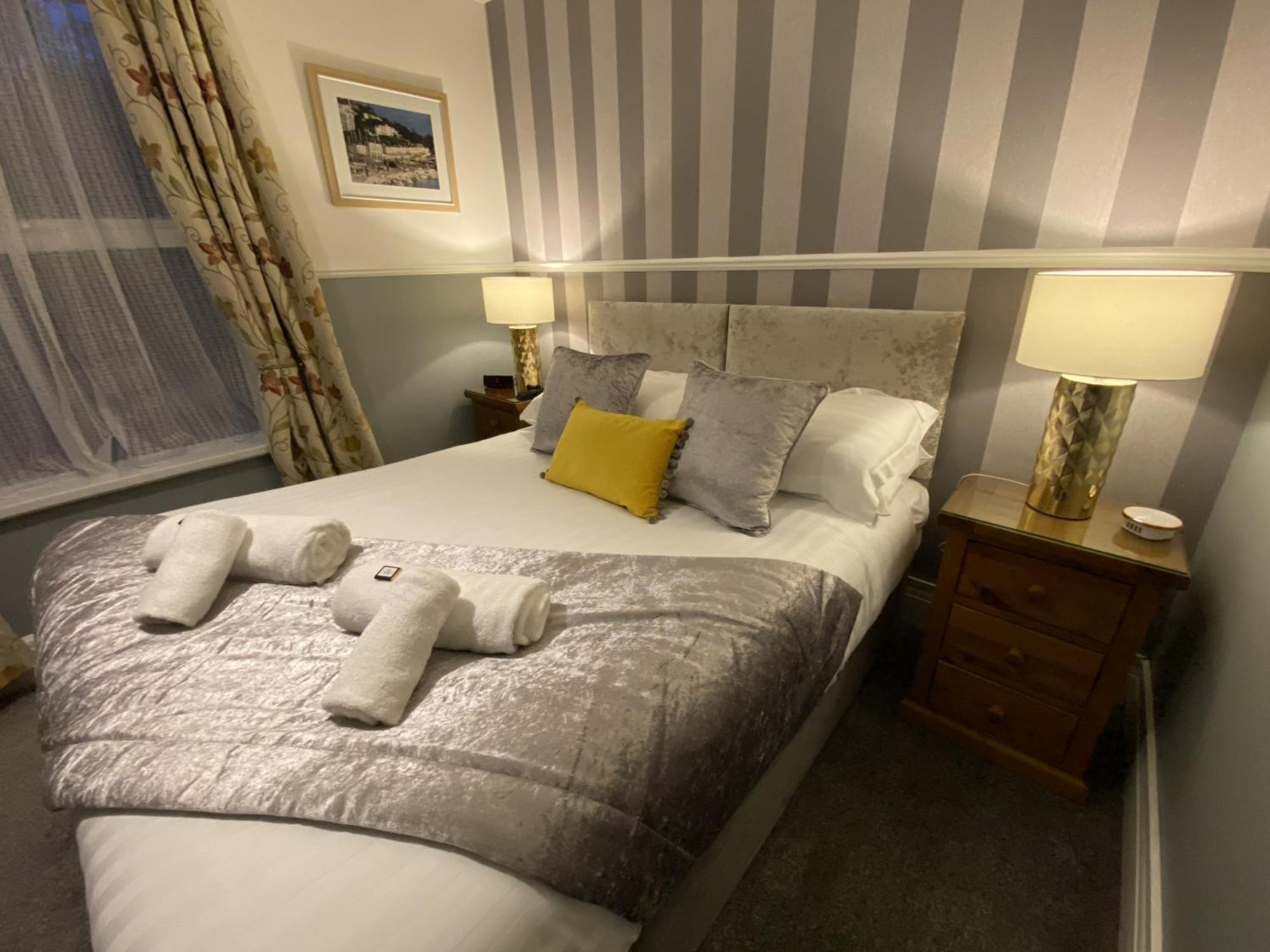 Superior King Room