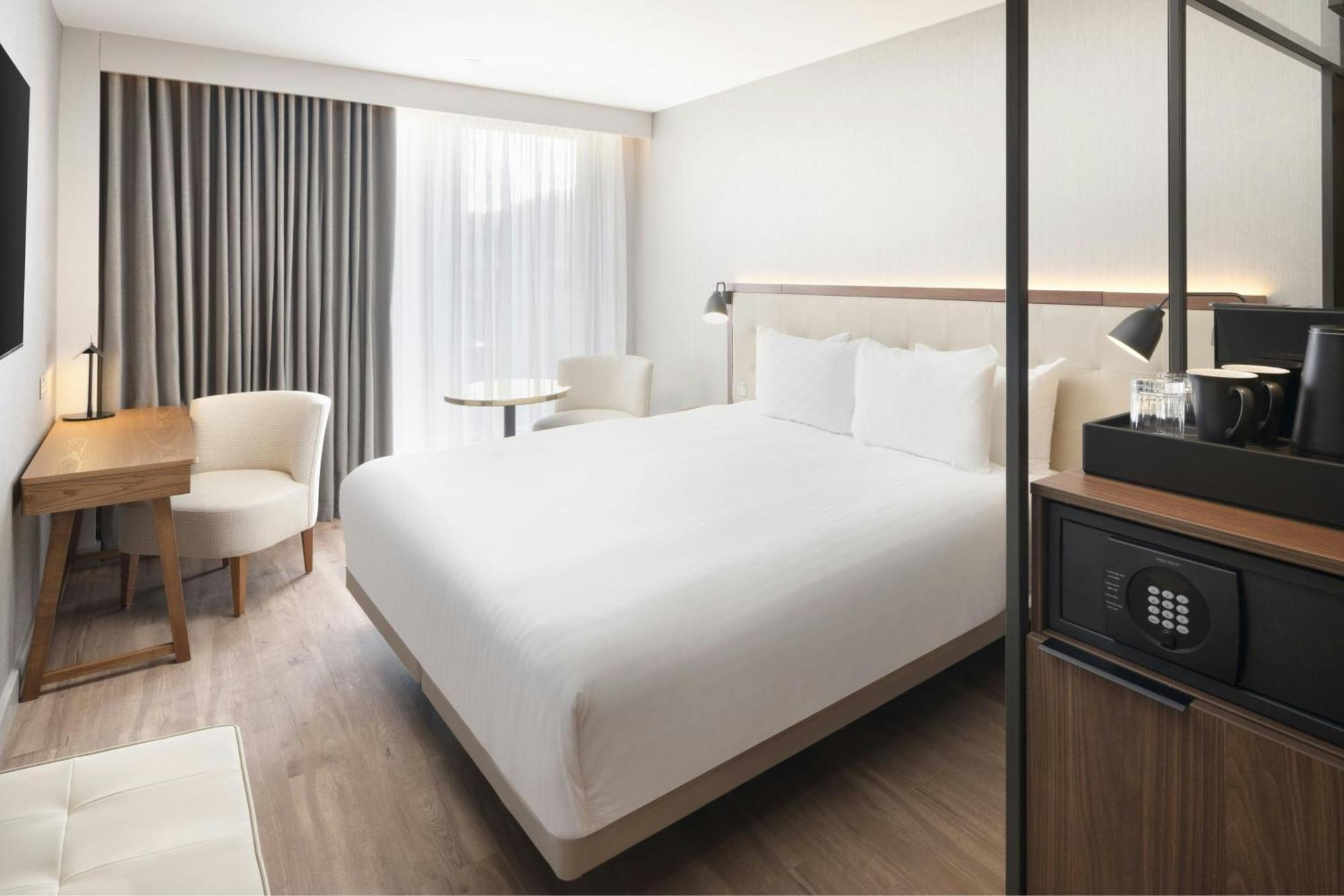 Standard King Room