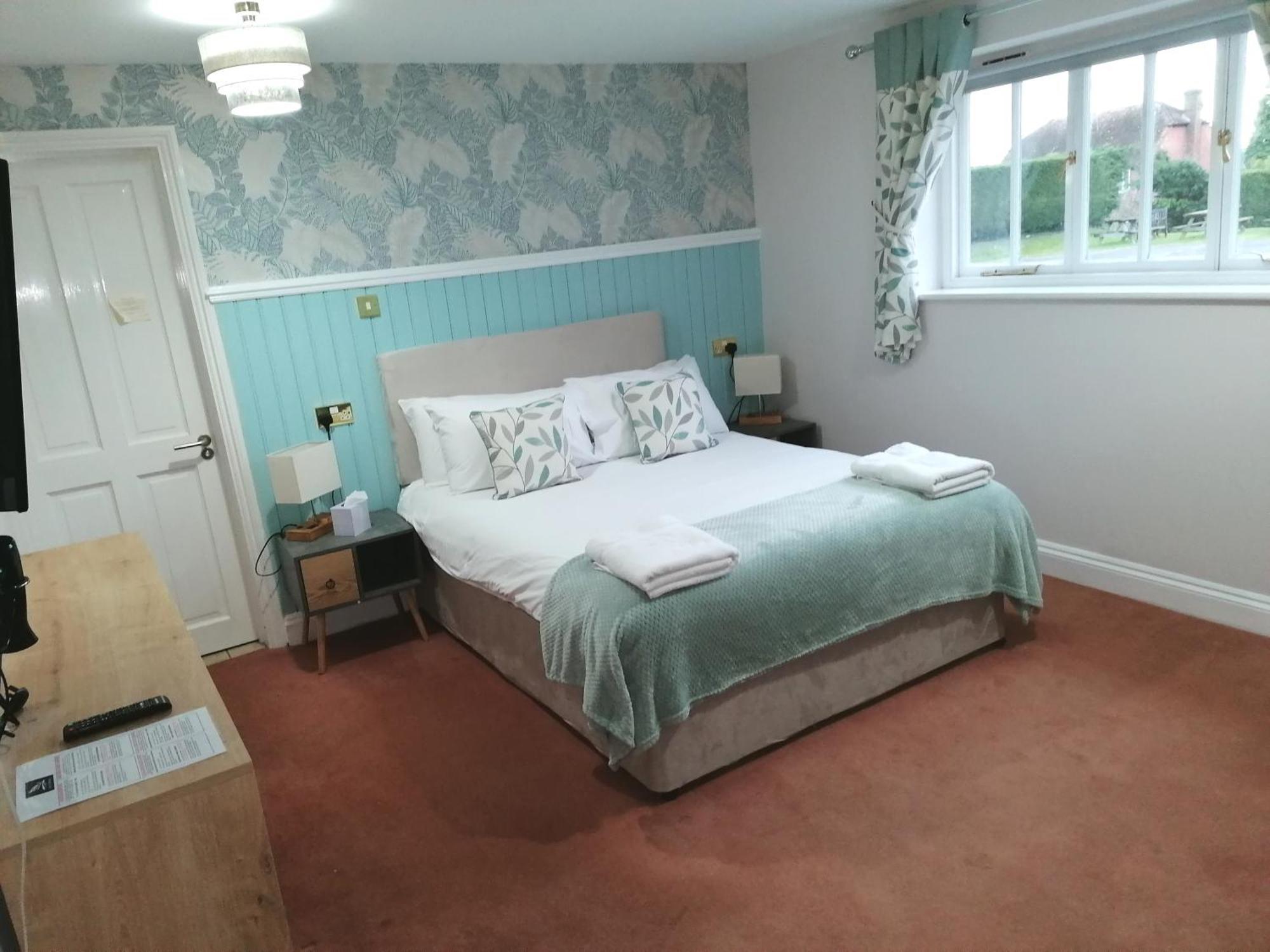 Double Room,1652742334:JPEG