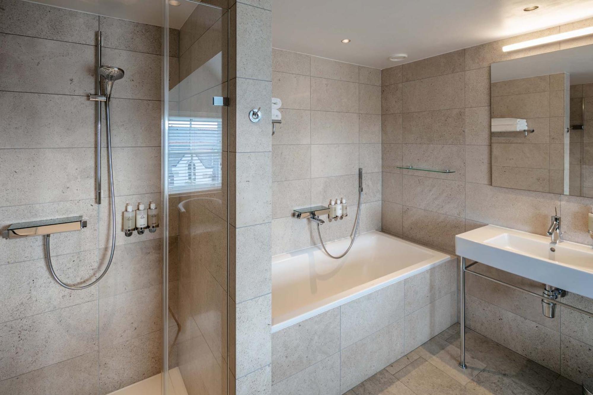 One-Bedroom Suite