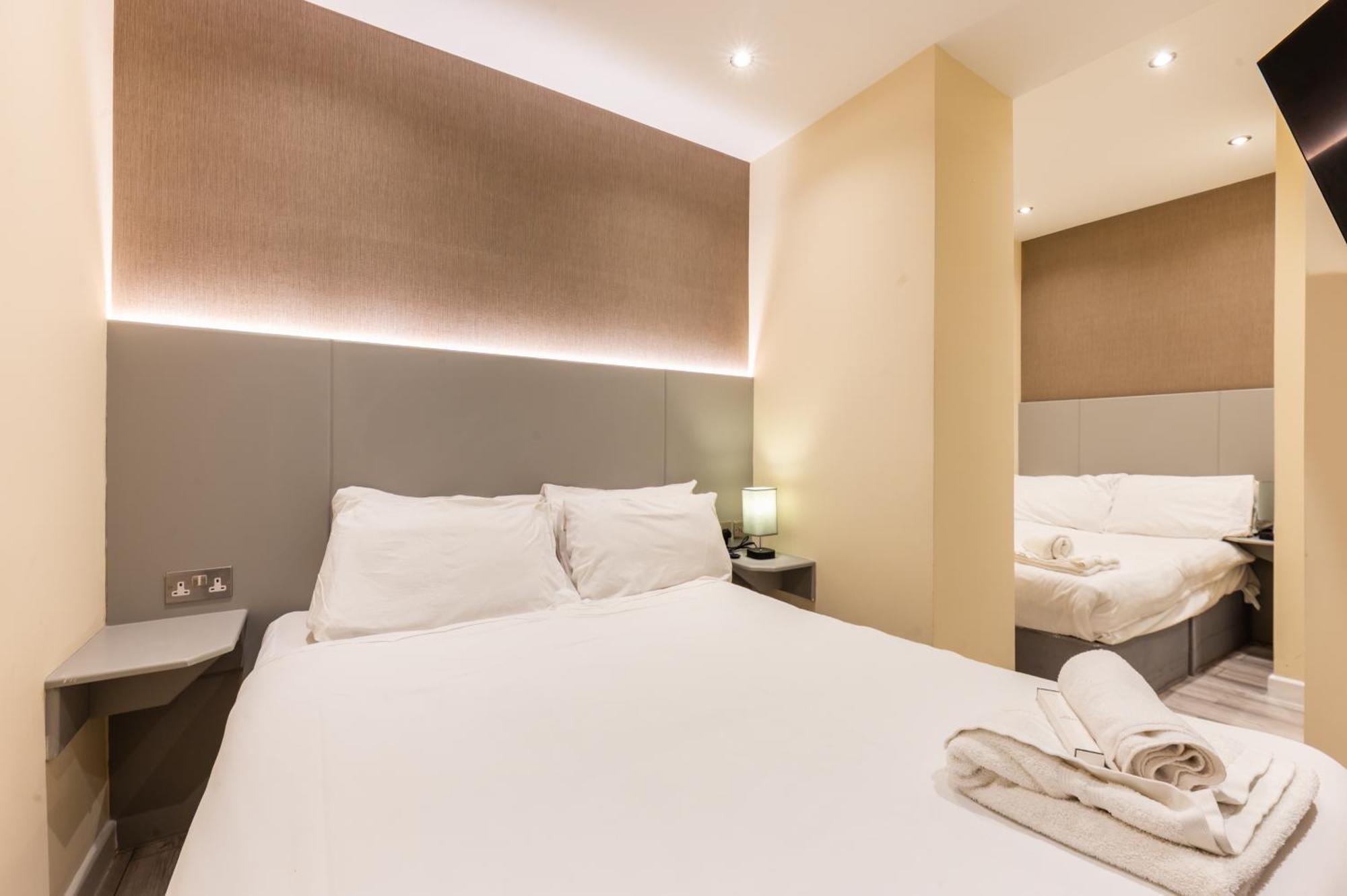 Luxury Triple Room