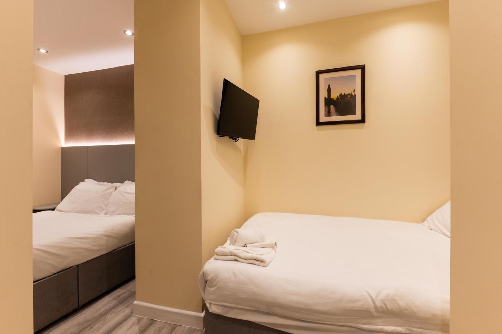 Luxury Triple Room