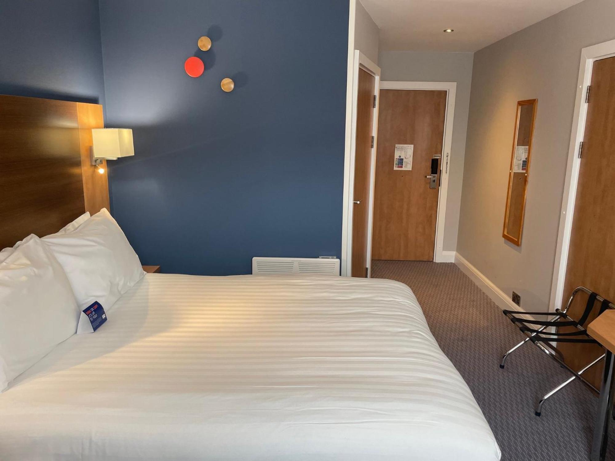 Standard Double Room Hot Accessible