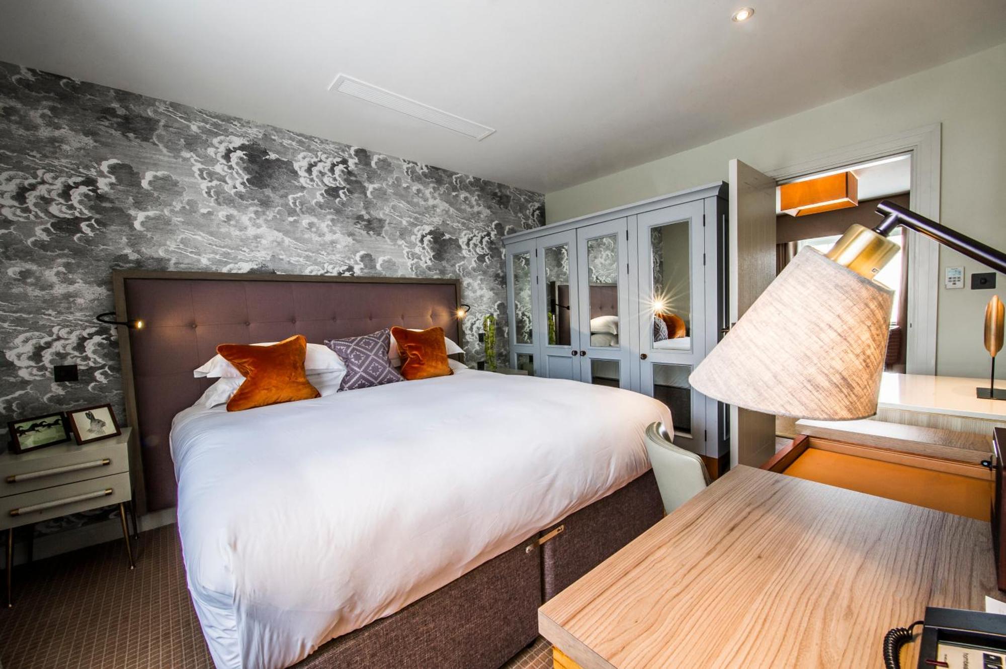 Mews One Bedrooms Suite access to full spa facilities