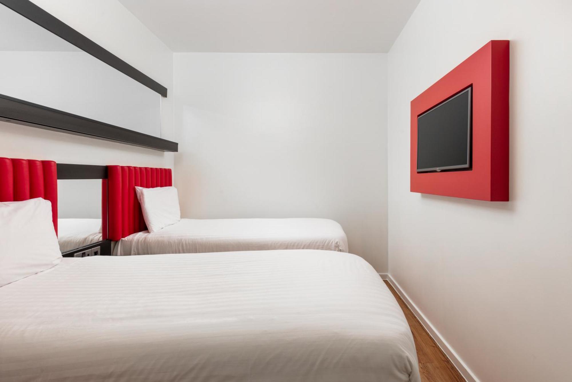 Zweibettzimmer ohne Fenster