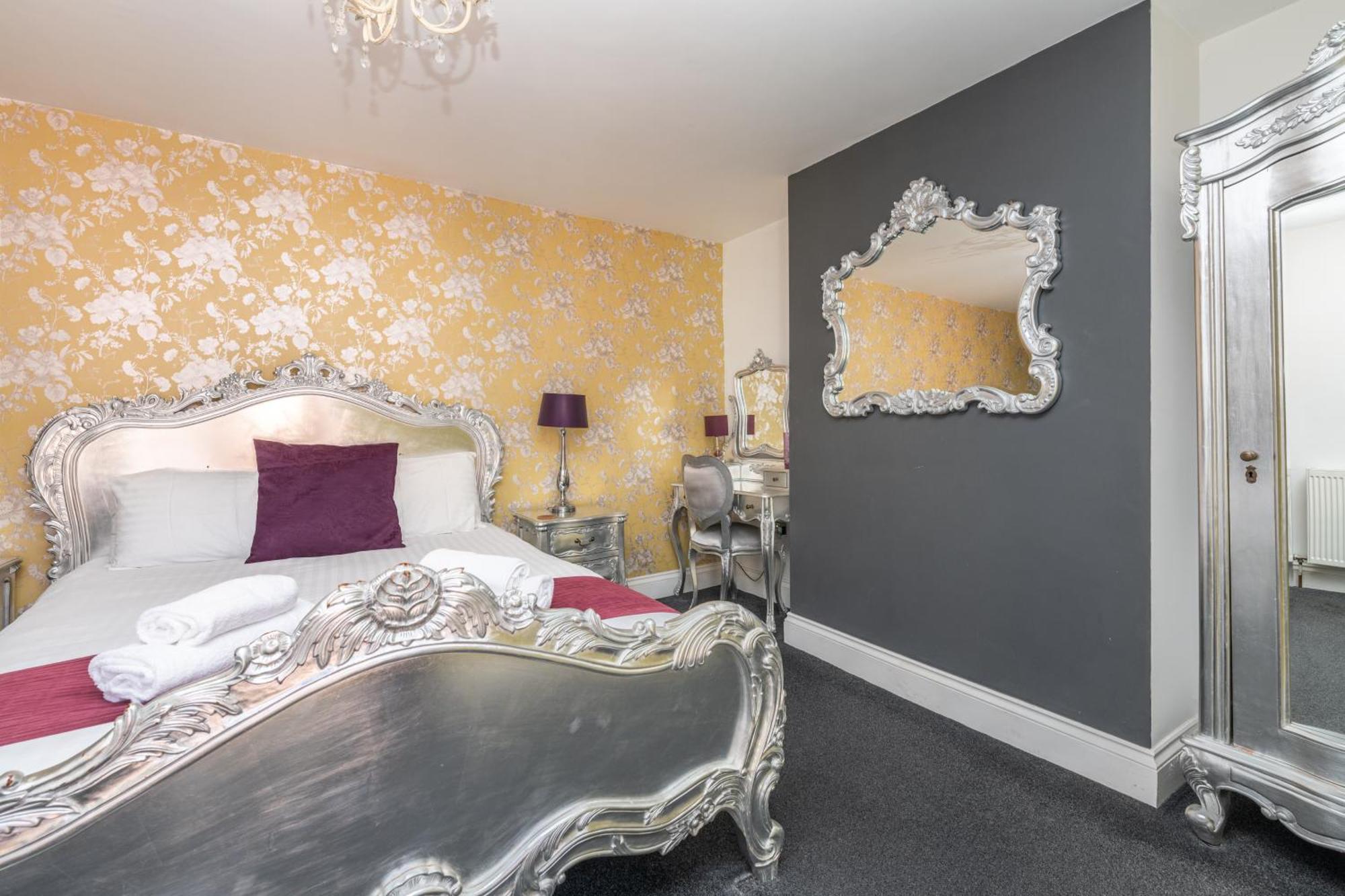 King Room