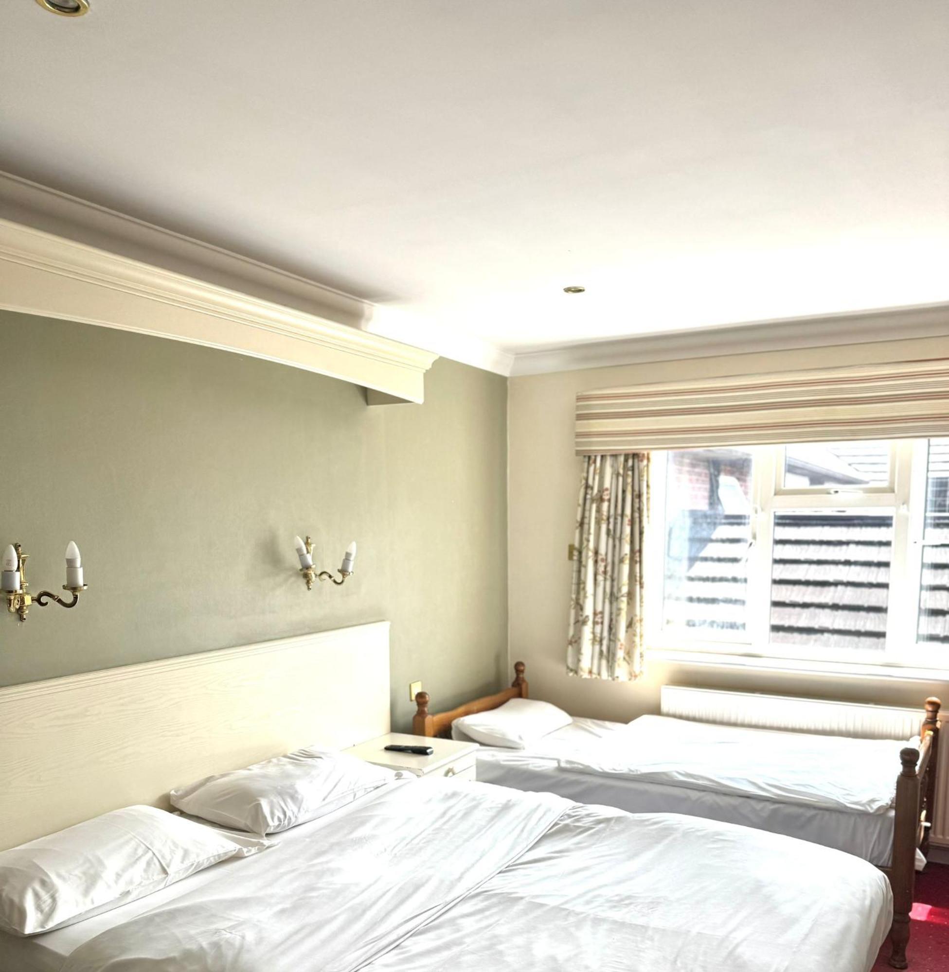 Deluxe Family Suite