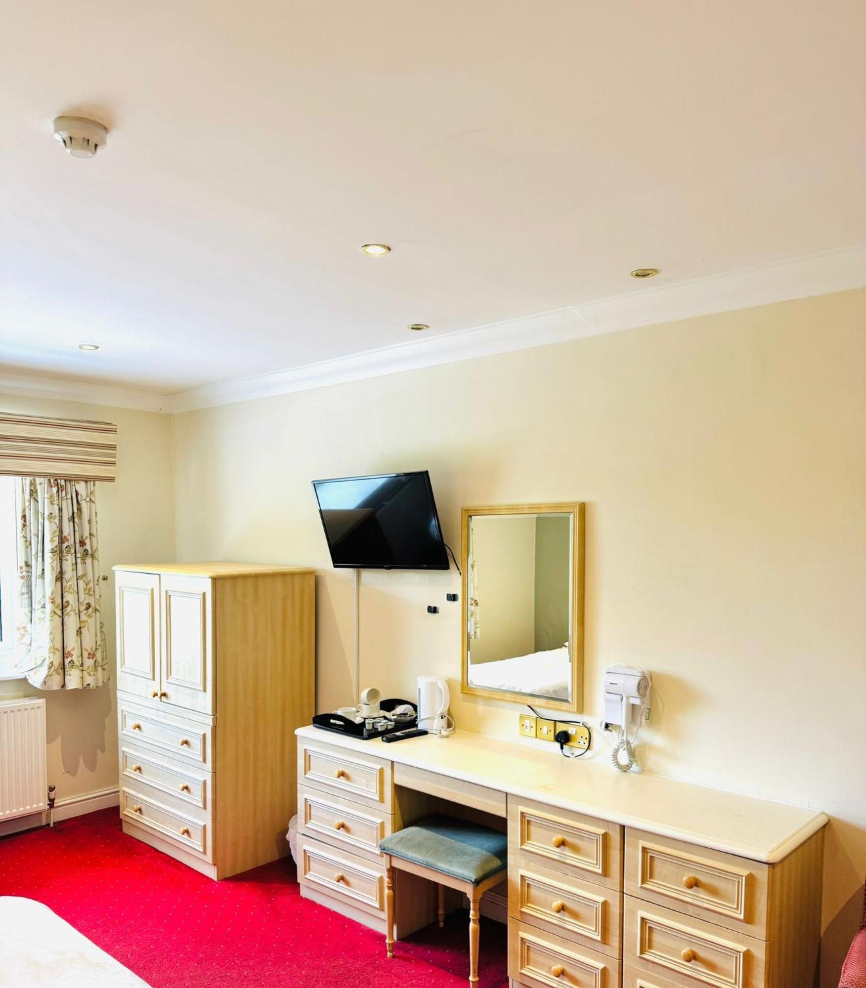 Superior Family Room