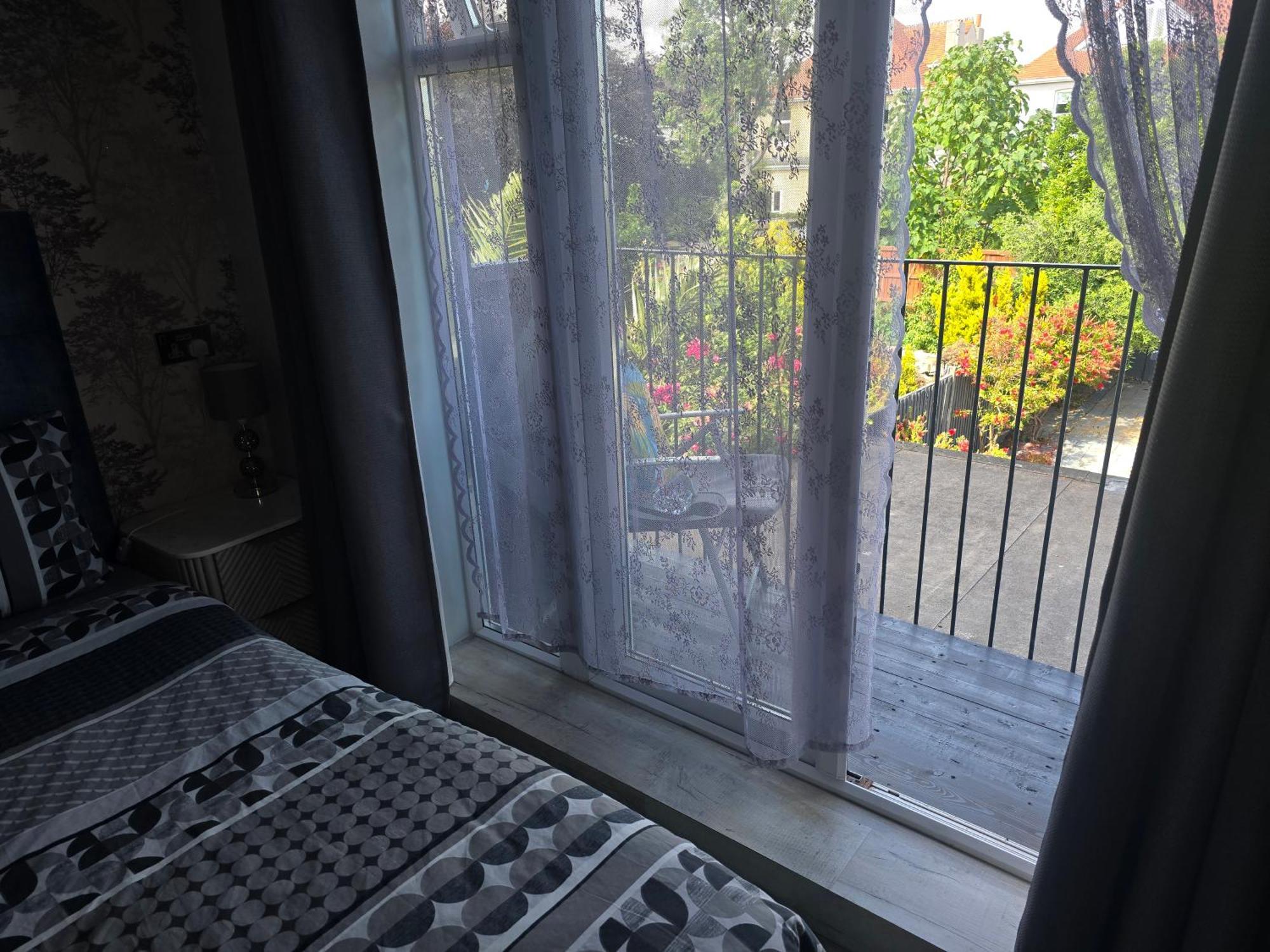 Studio Balcony