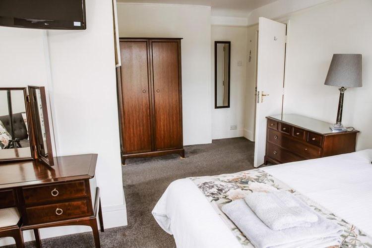 Deluxe Double Room with Bath