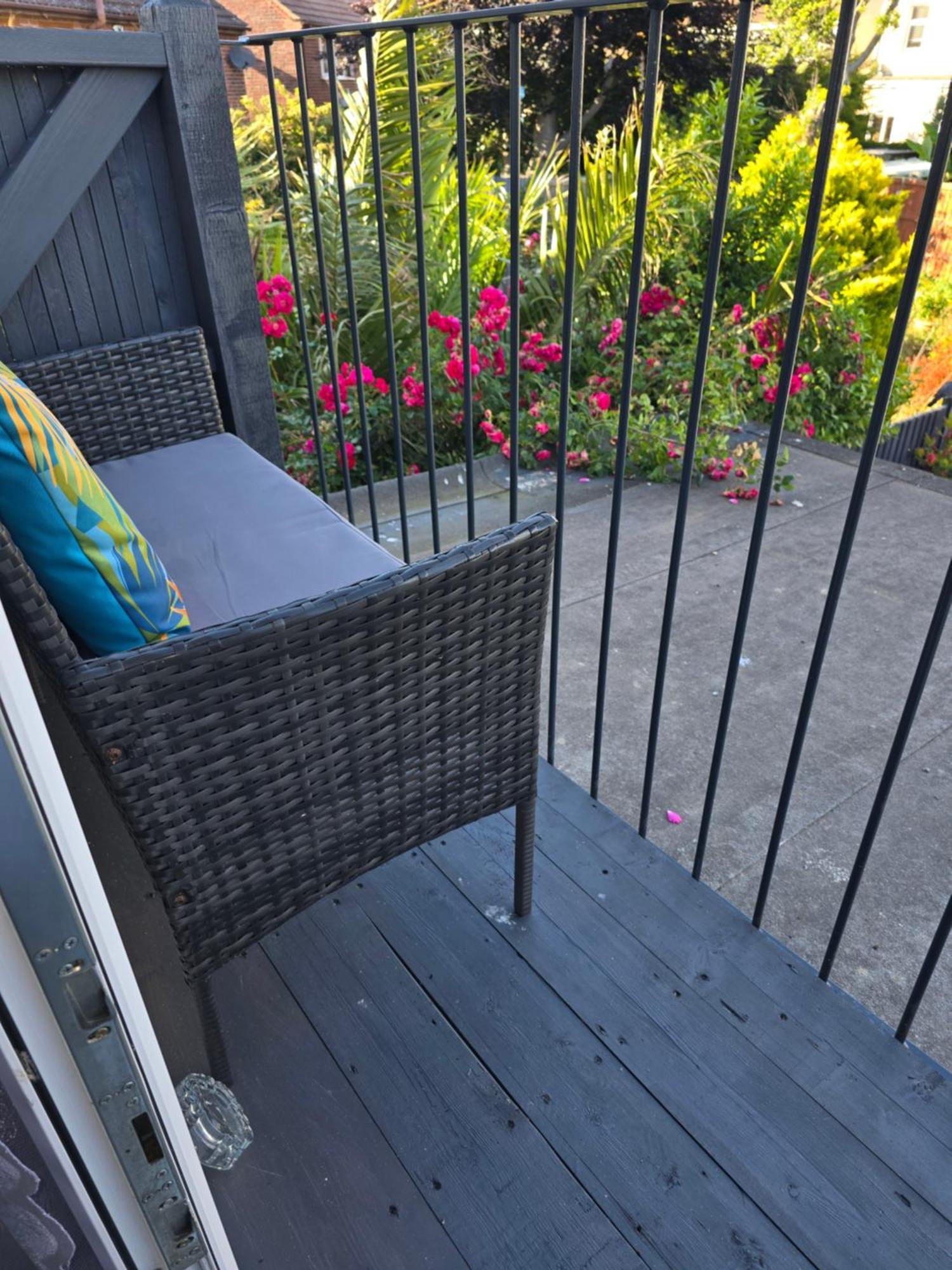 Studio Balcony