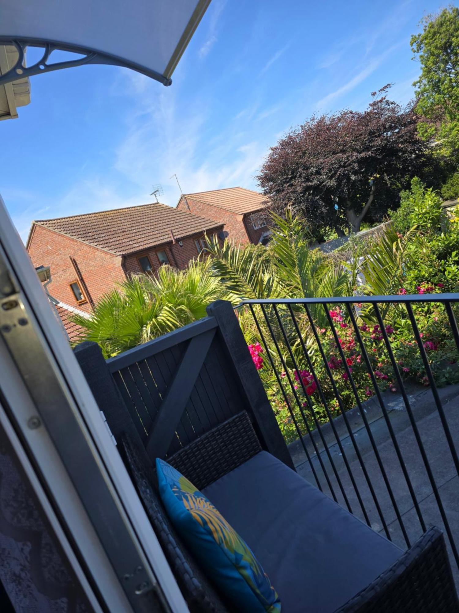 Studio Balcony