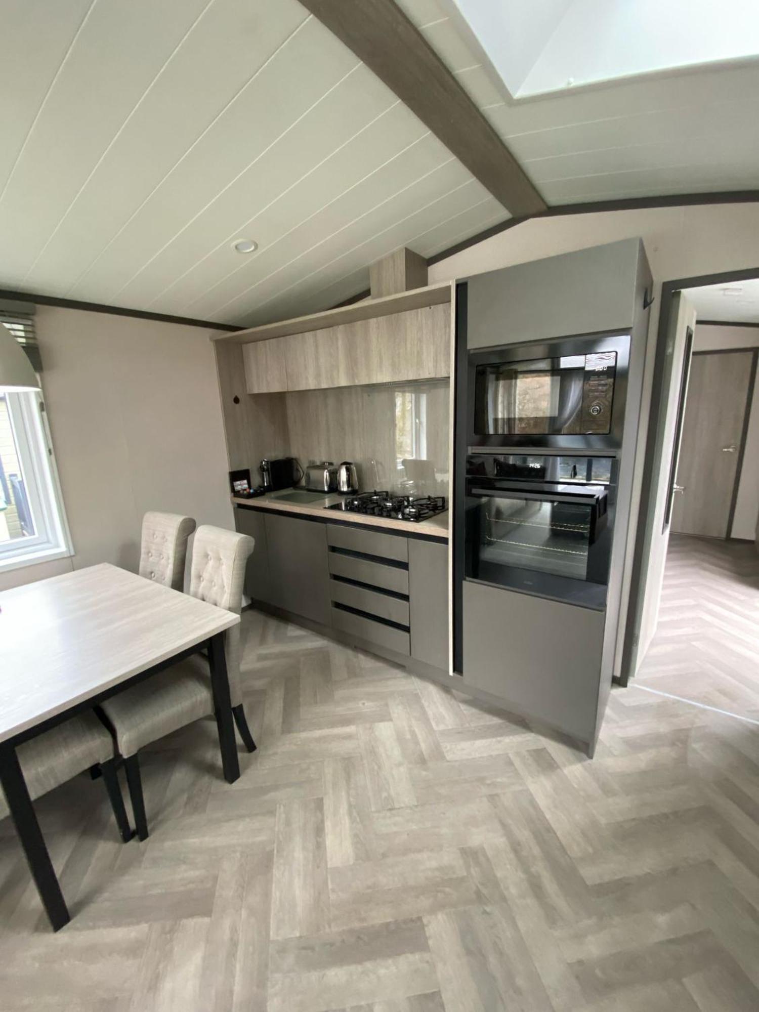 Pet friendly Luxury Lodge – 2 Bed