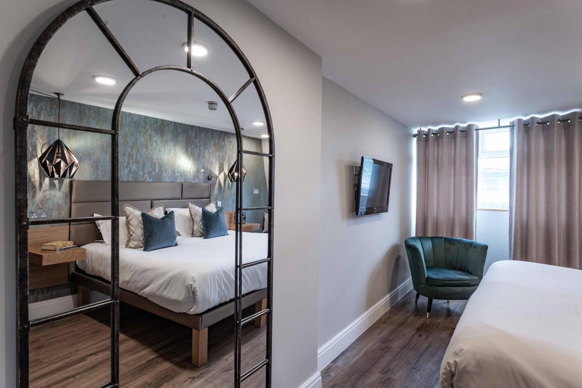 Deluxe Double Room Extra Bed
