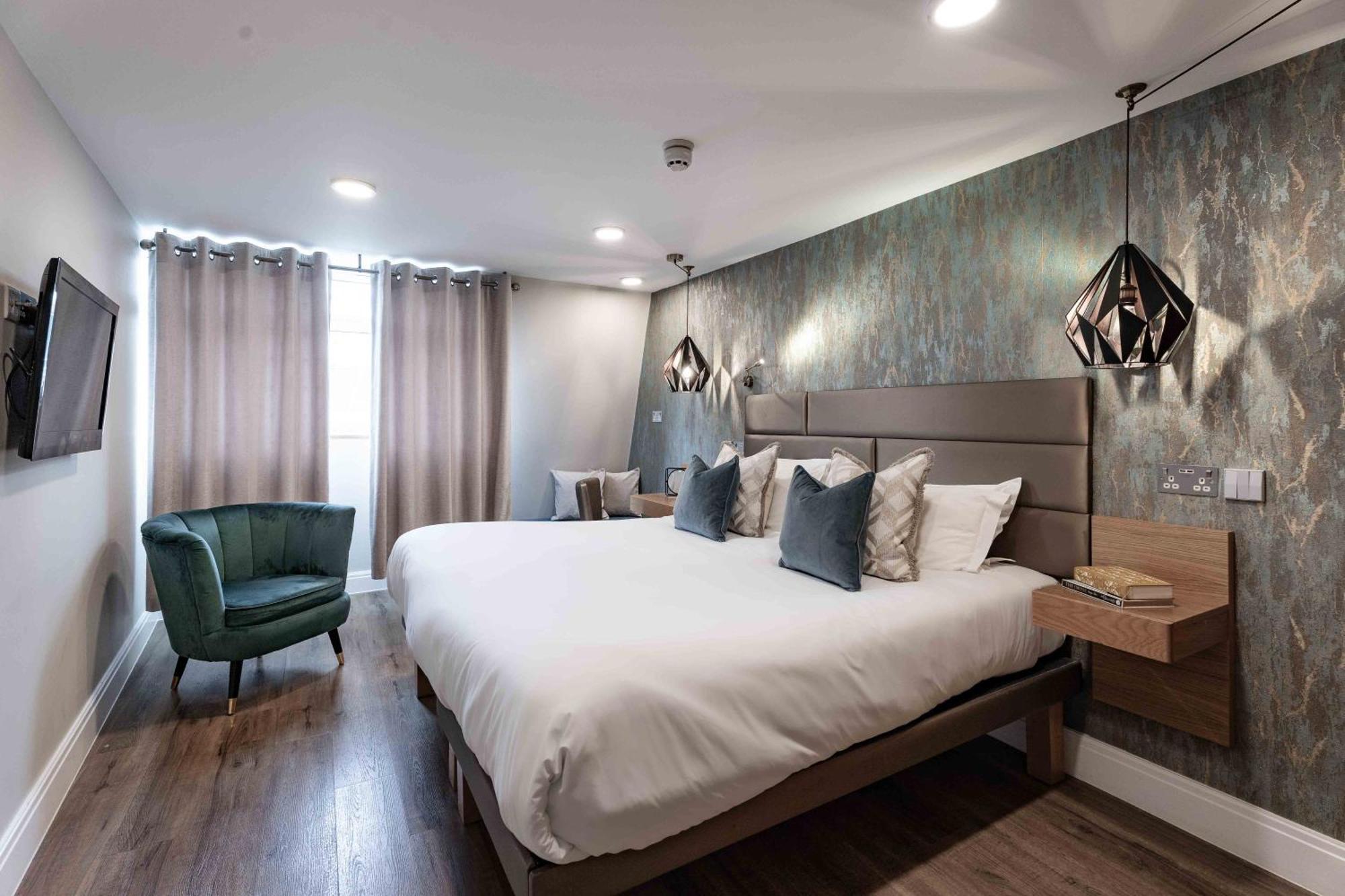 Deluxe Double Room Extra Bed