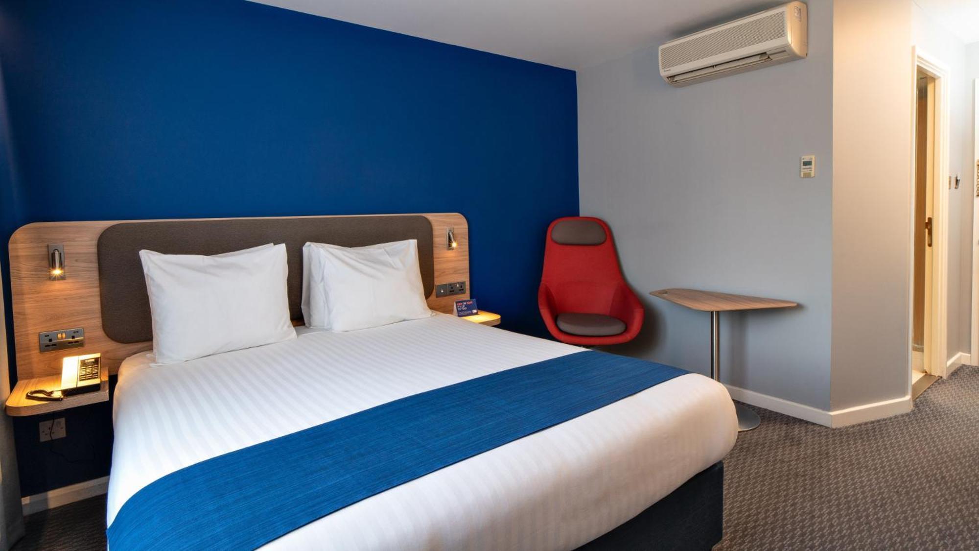 Standard Double Room Hot