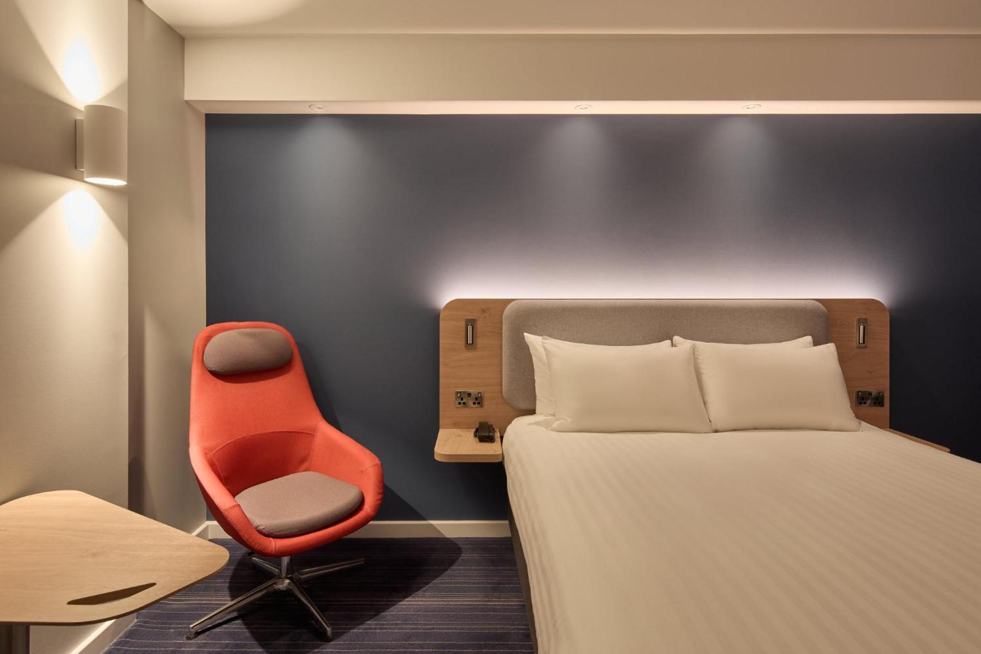 Standard Double Room Windowless Hot