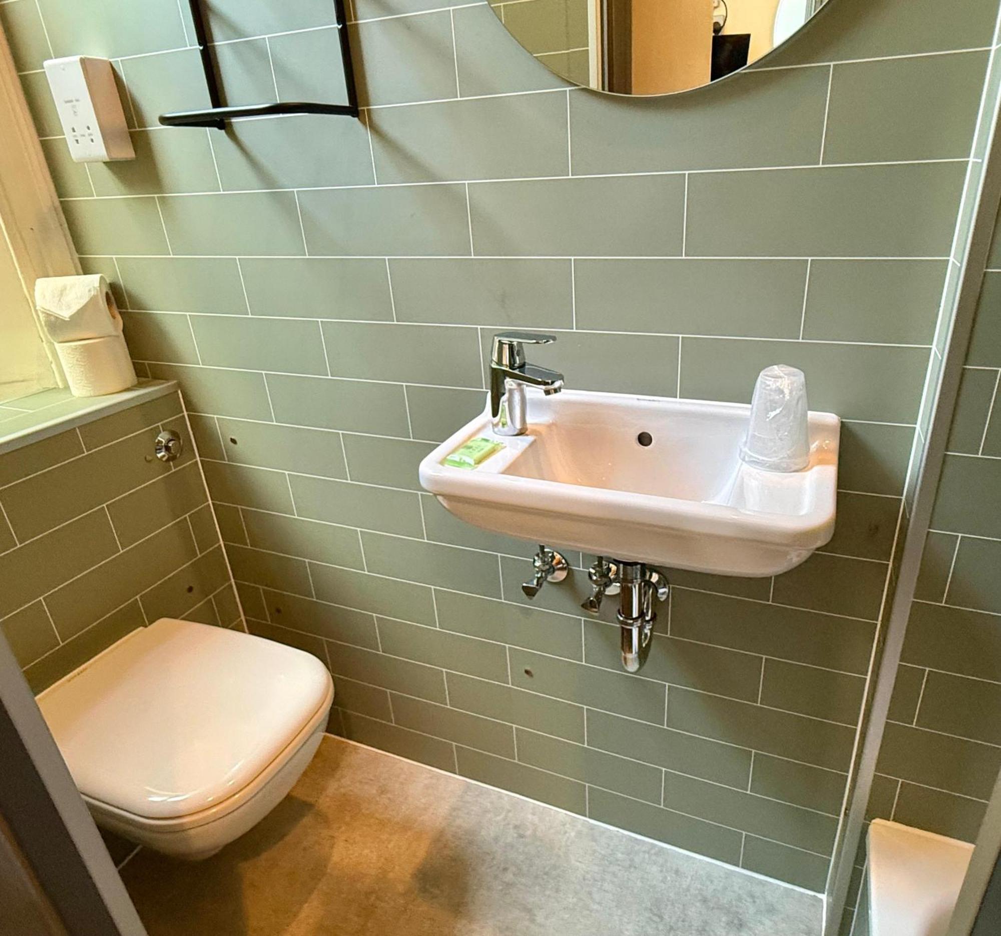 Superior Double Room Private Bathroom