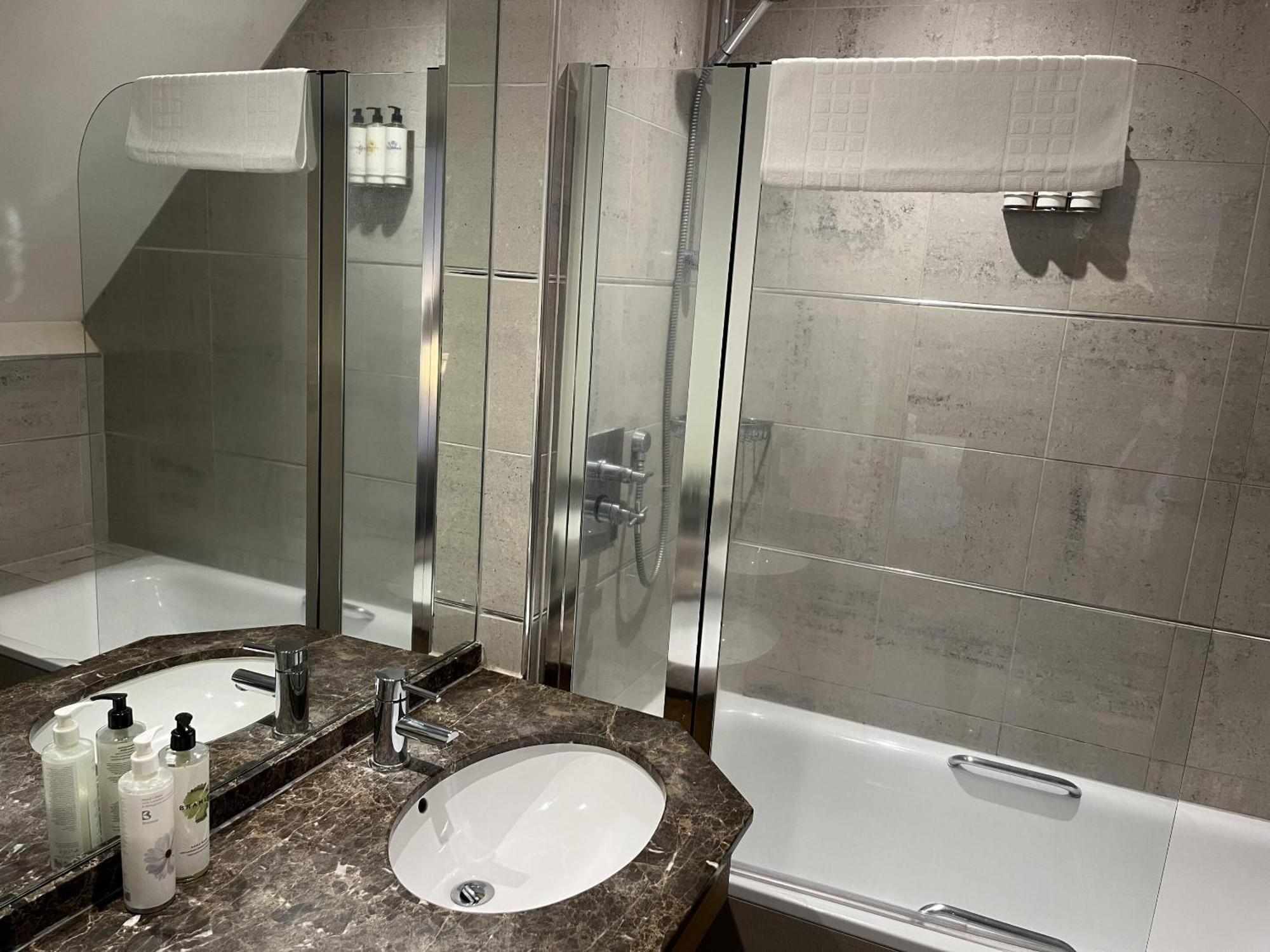 Luxury Quadruple Room