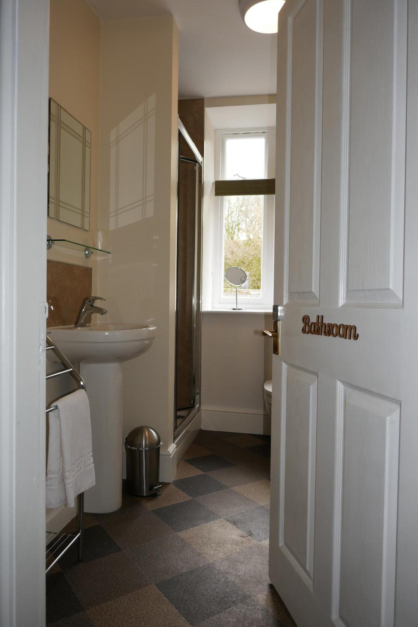 Triple Room with Shower