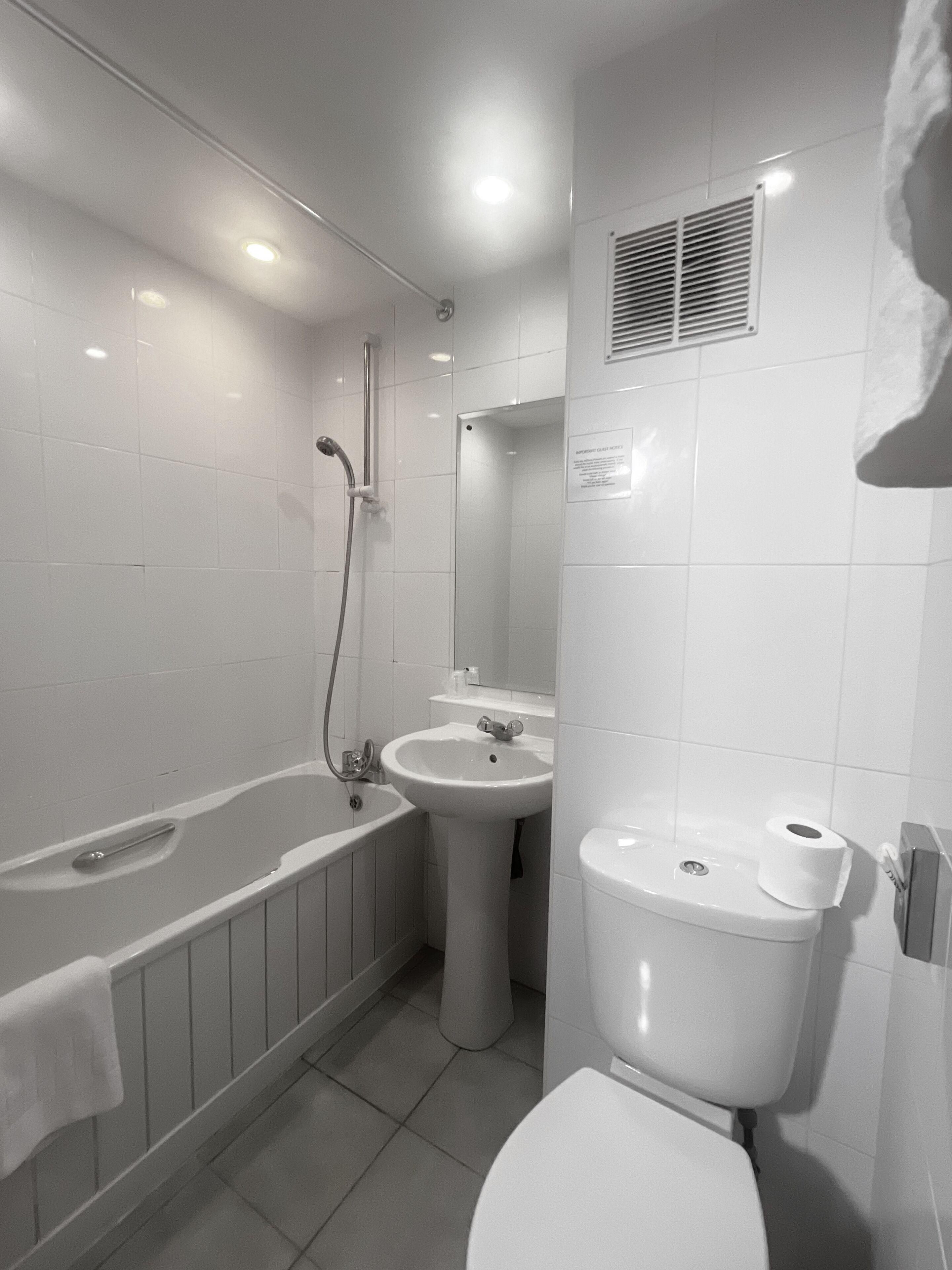 Small Double Room,1709972552:JPEG