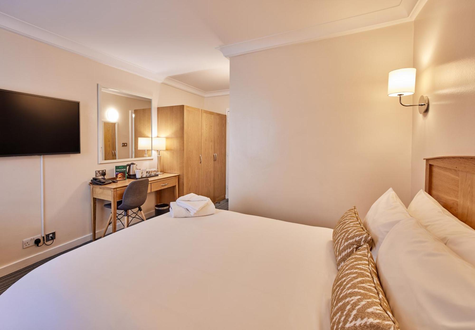 Standard Double Room,1722887104:JPEG