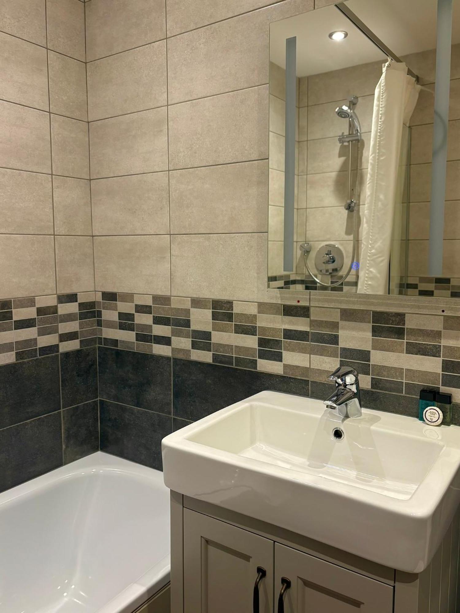Comfort Single Room