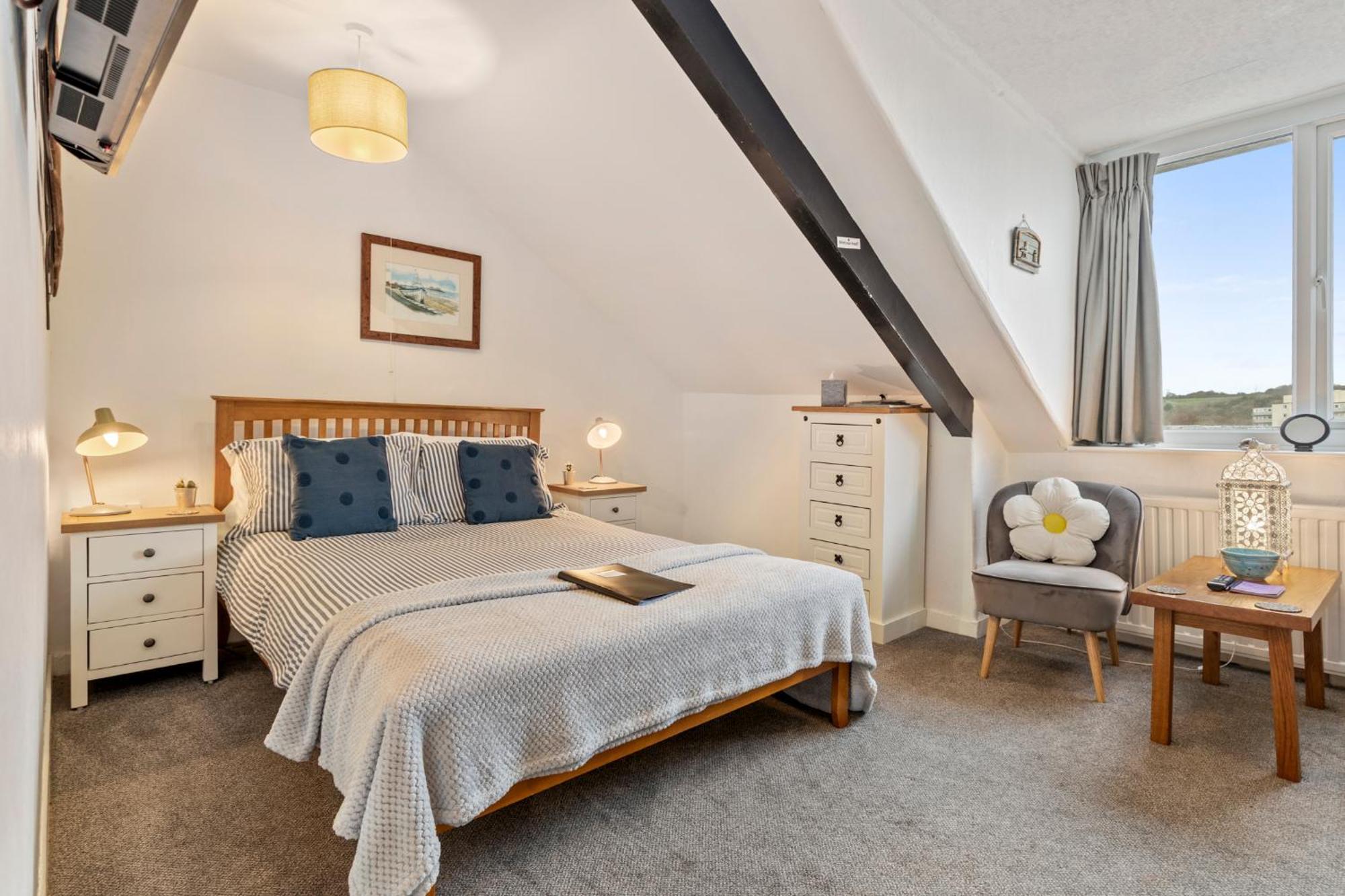 Double Room Sitting Area