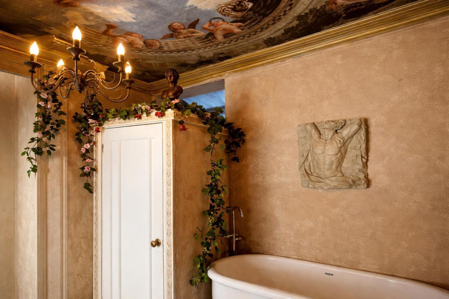 Venetian Suite