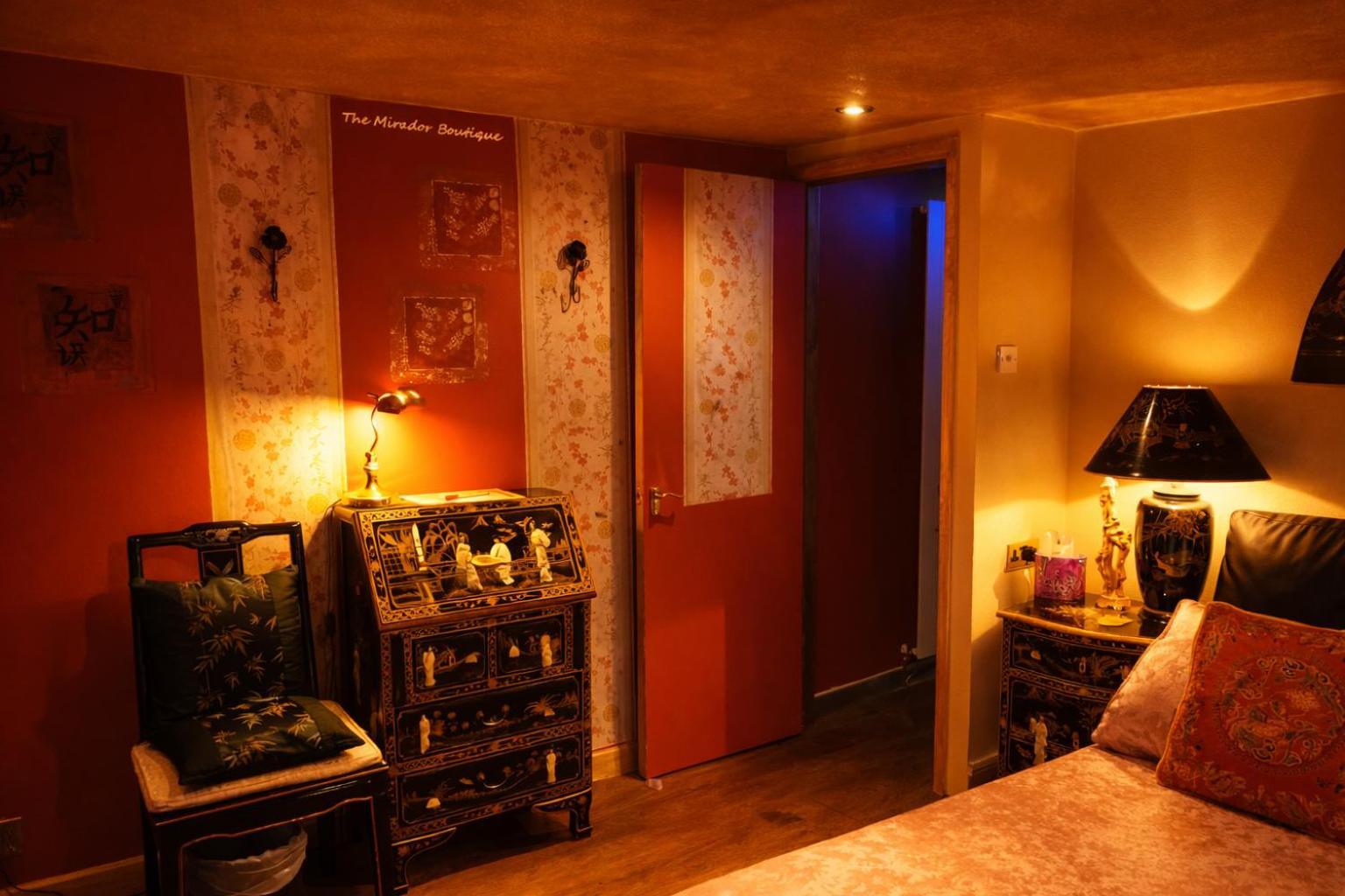 Oriental Suite