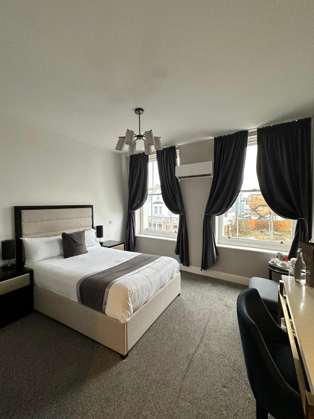 The Duchess Quarters Superior Double Room