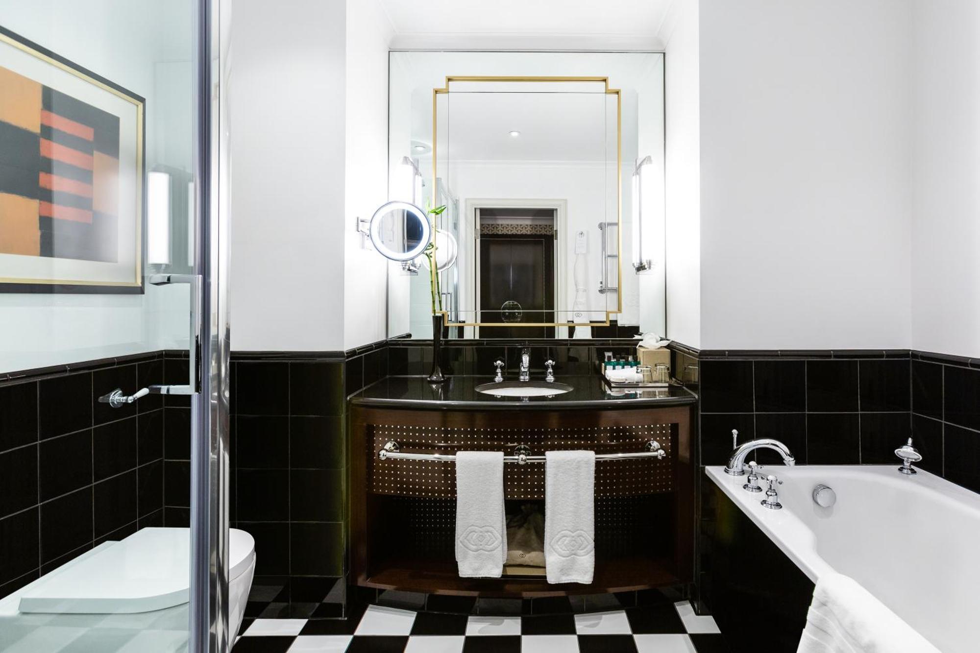 Luxury Twin Room