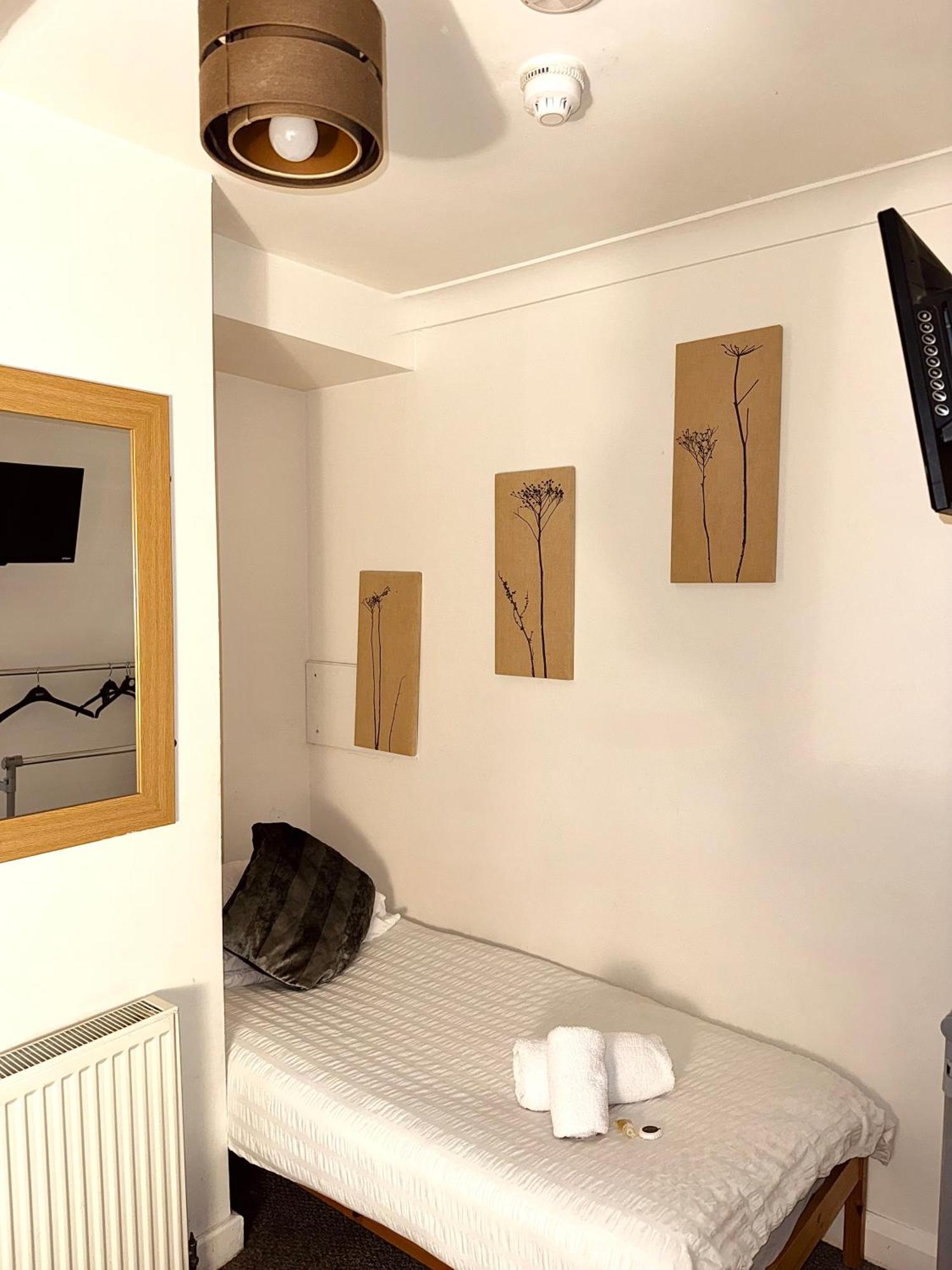 Small Single Room