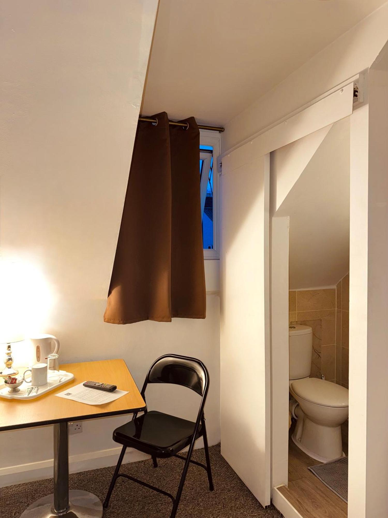 Small Single Room