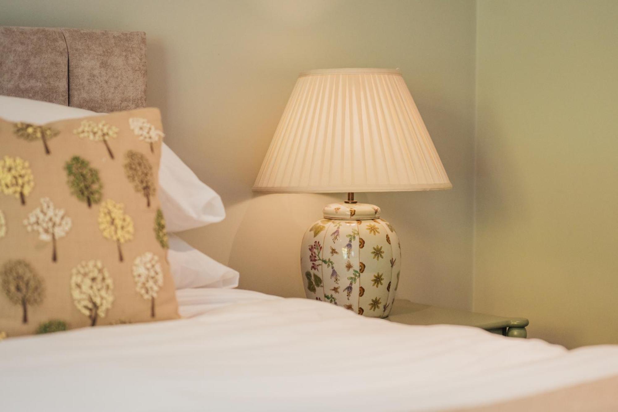 Twin Room with Private Bathroom