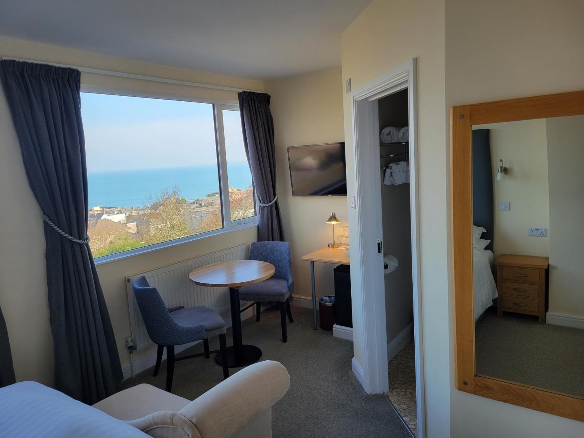Superior King Room