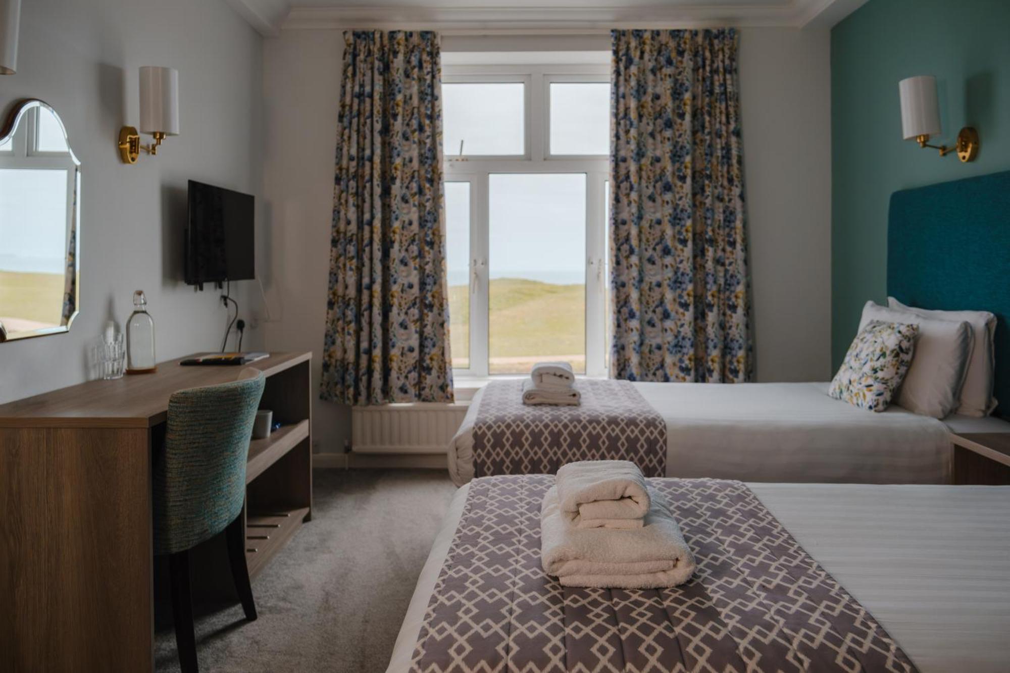 Twin Room Sea View