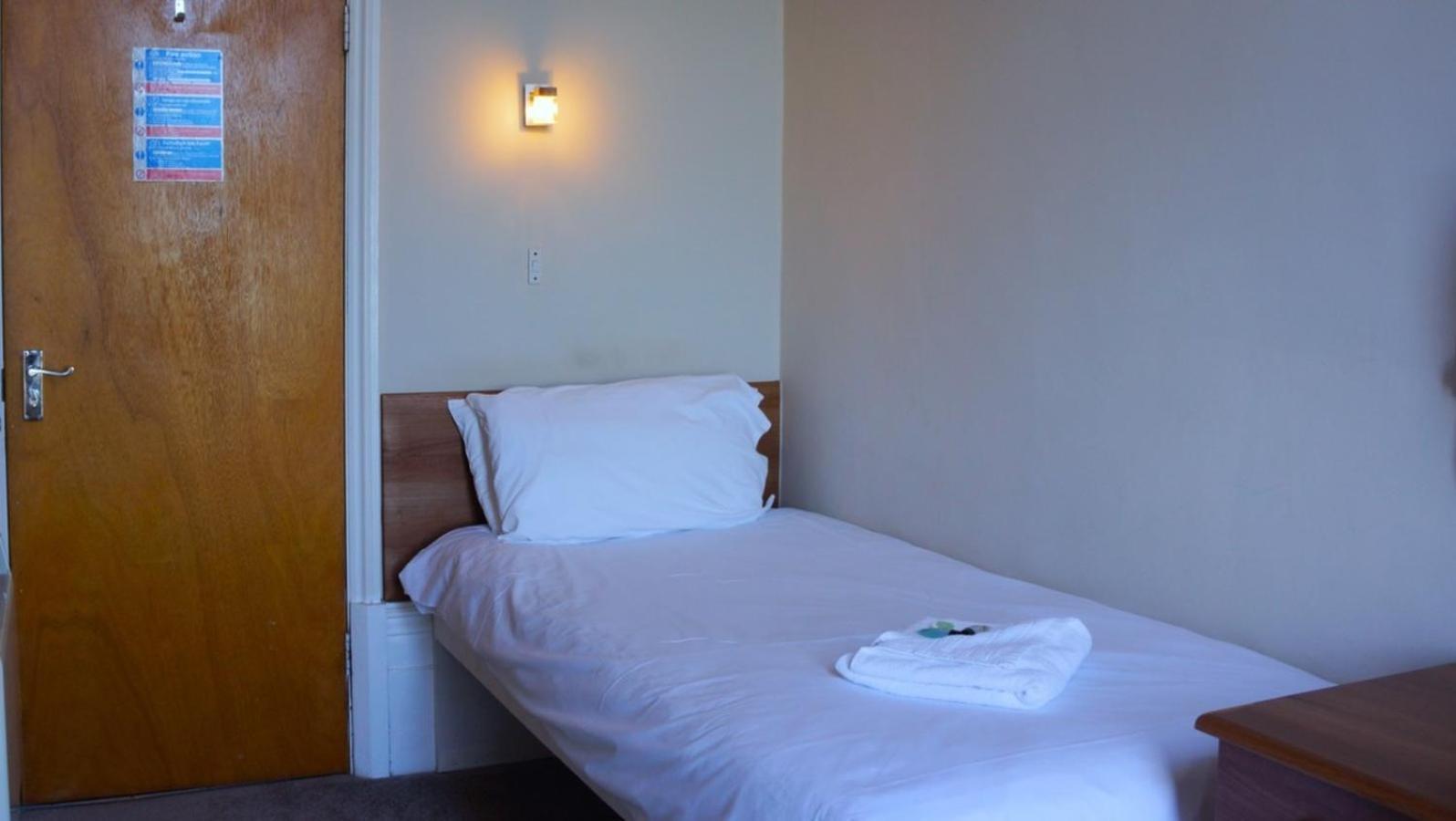 Standard Single Room Sea View