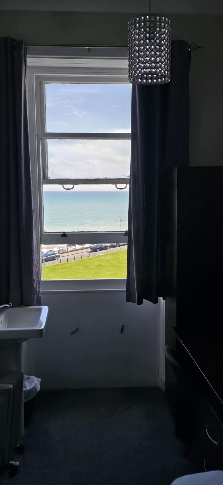 Standard Single Room Sea View
