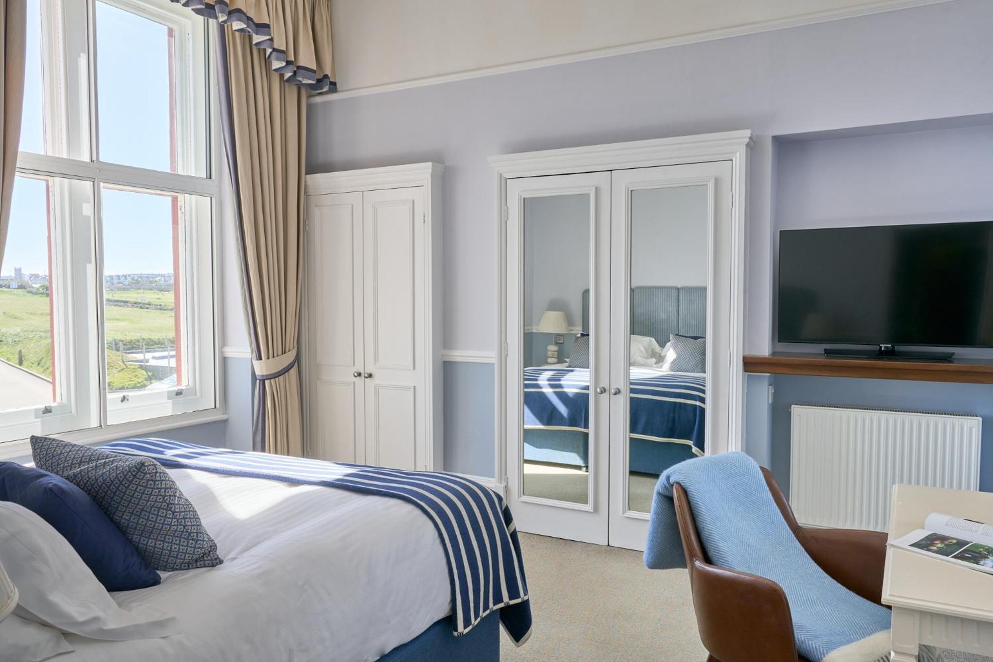 Double or Twin Room Grounds View