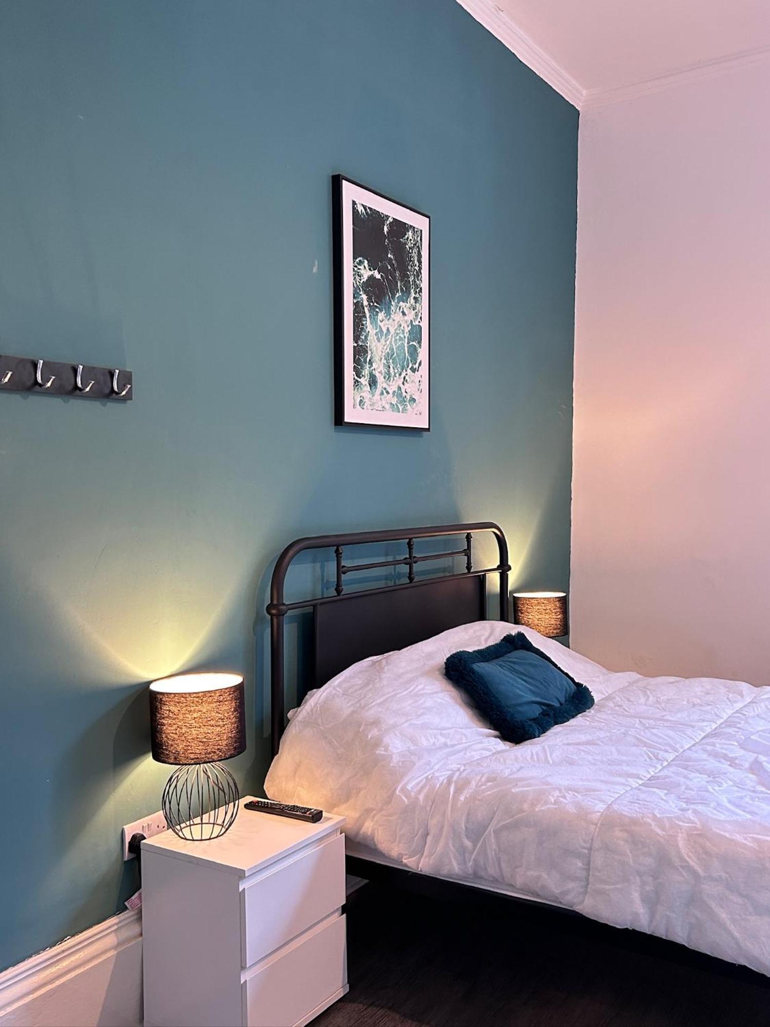 Double Room Private Bathroom