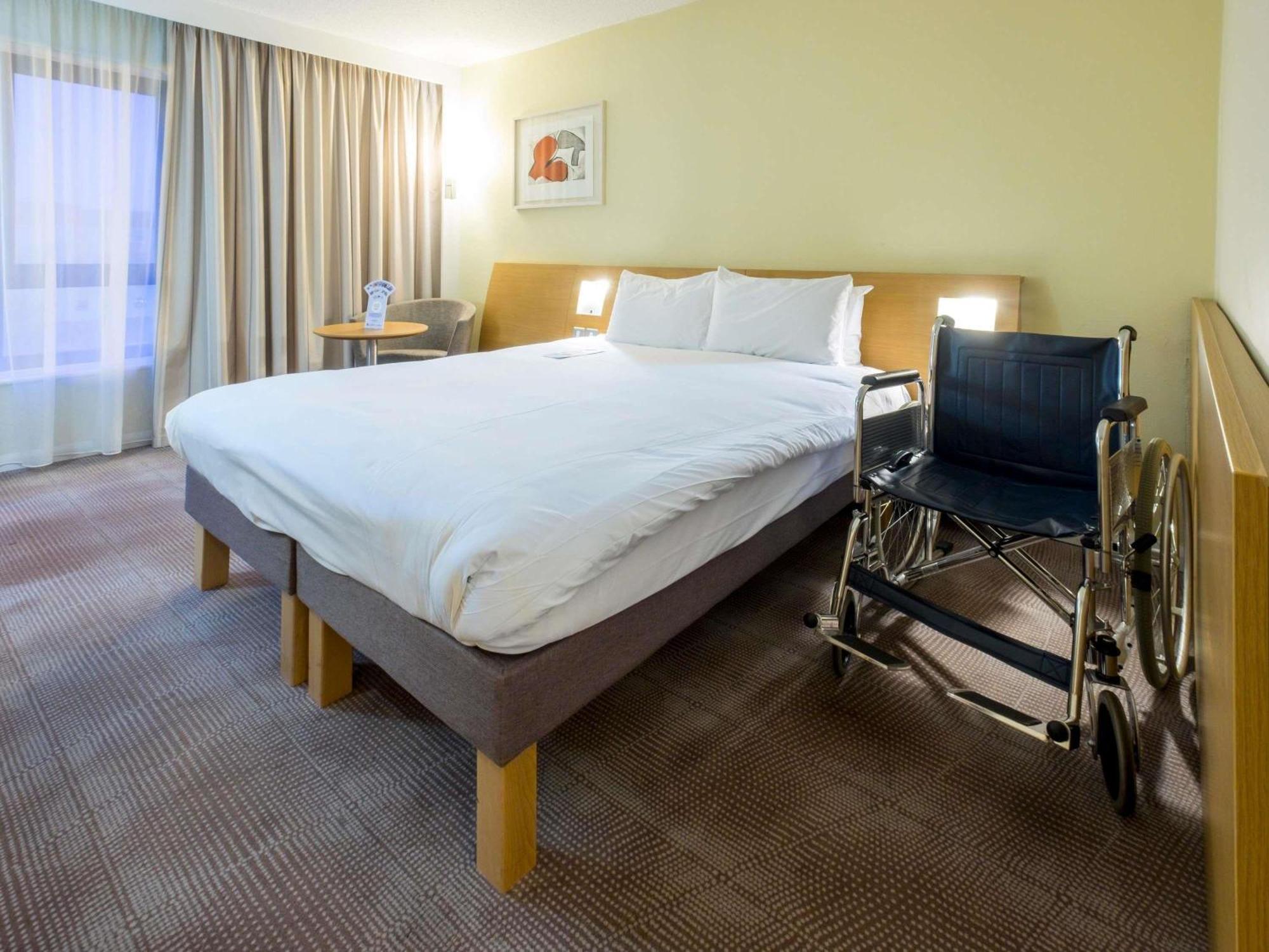 Superior Double Room Mobility Accessible