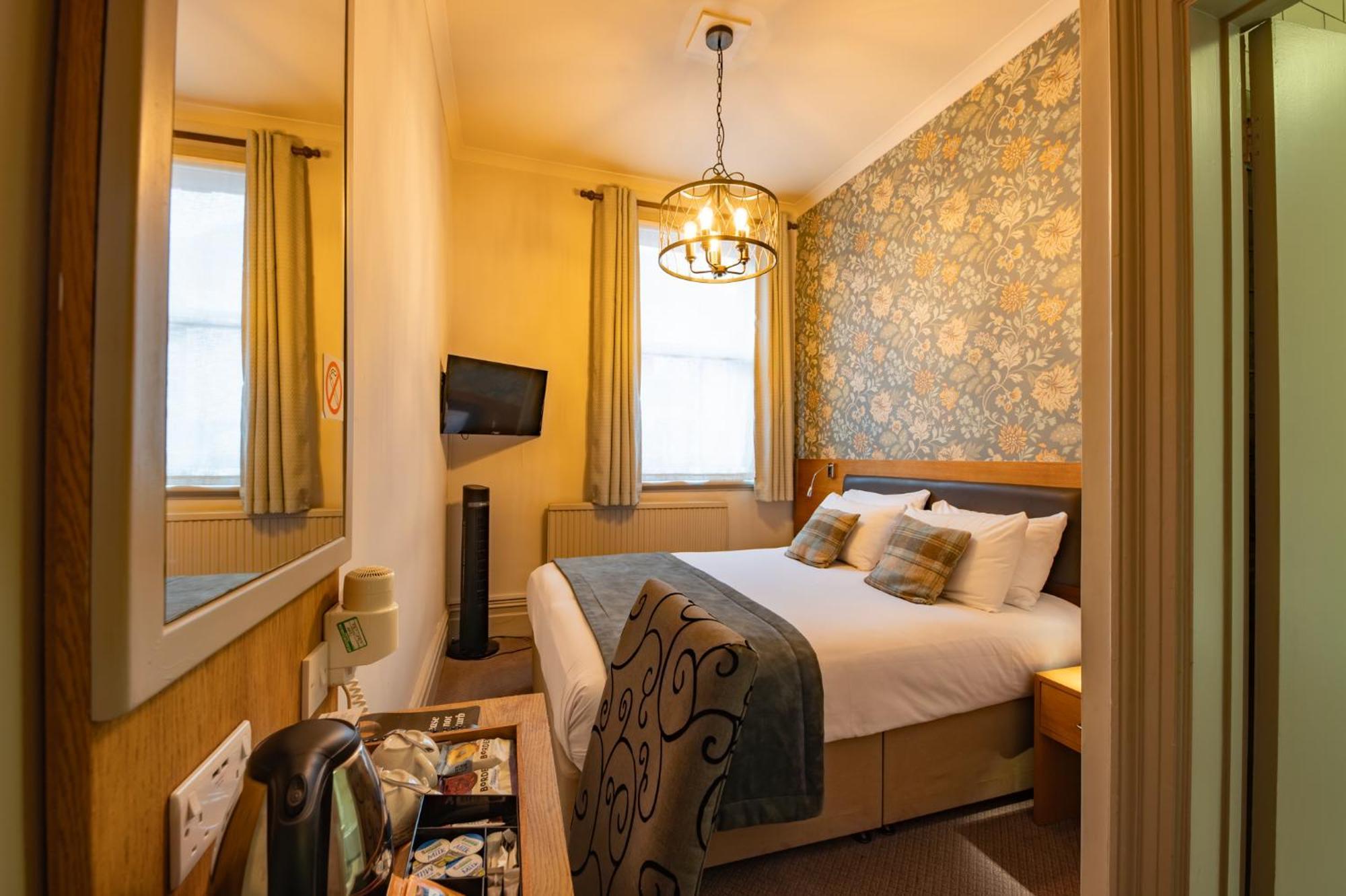Small Double Room