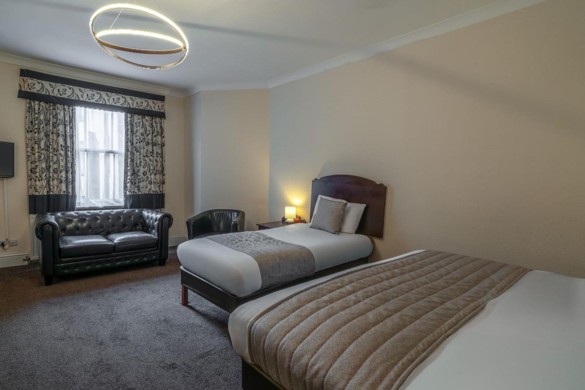 Standard Family Room