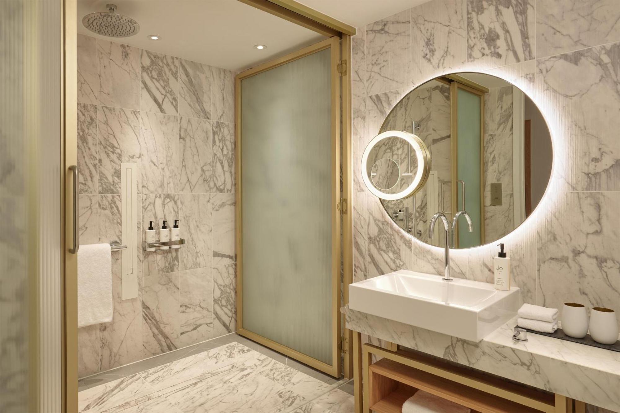 Superior King Room Mobility Accessible