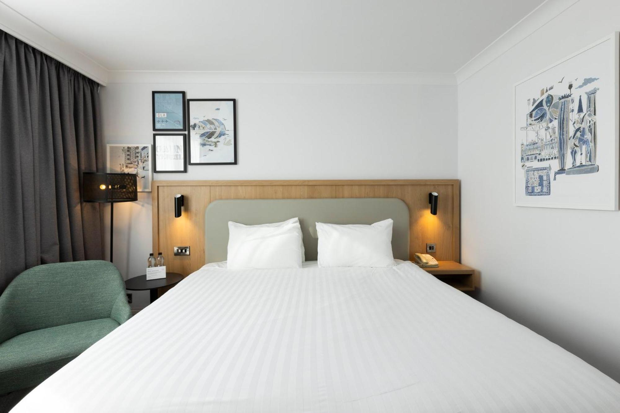 Standard King Room