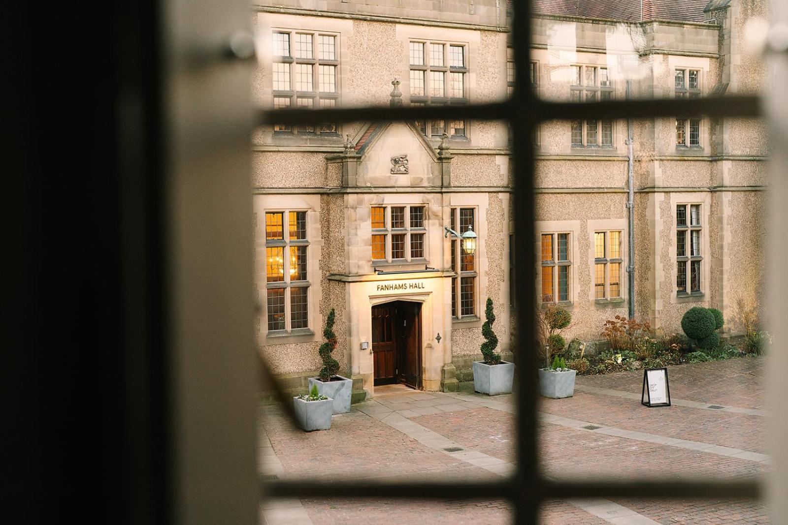 Courtyard Luxe
