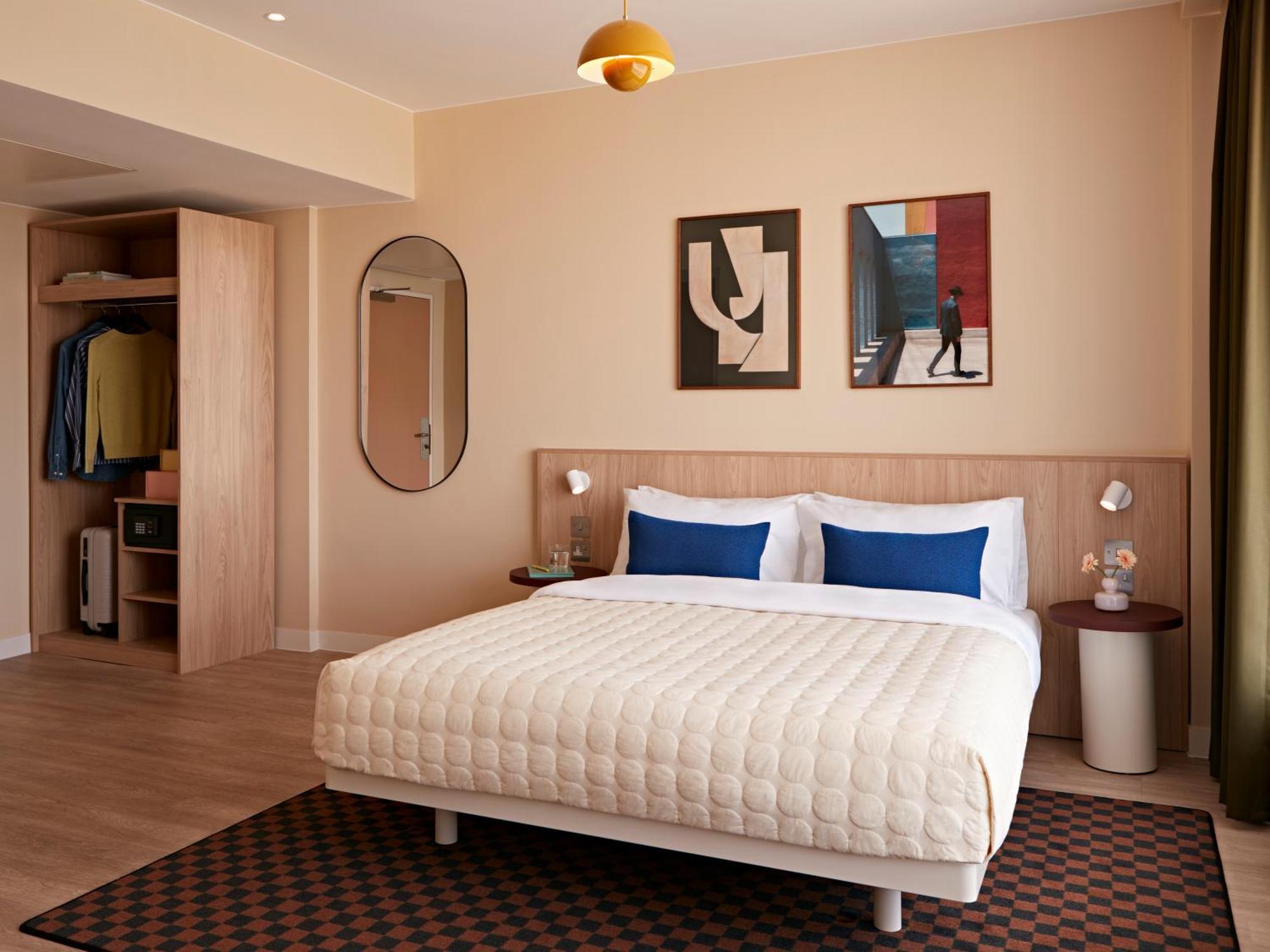 Large Room