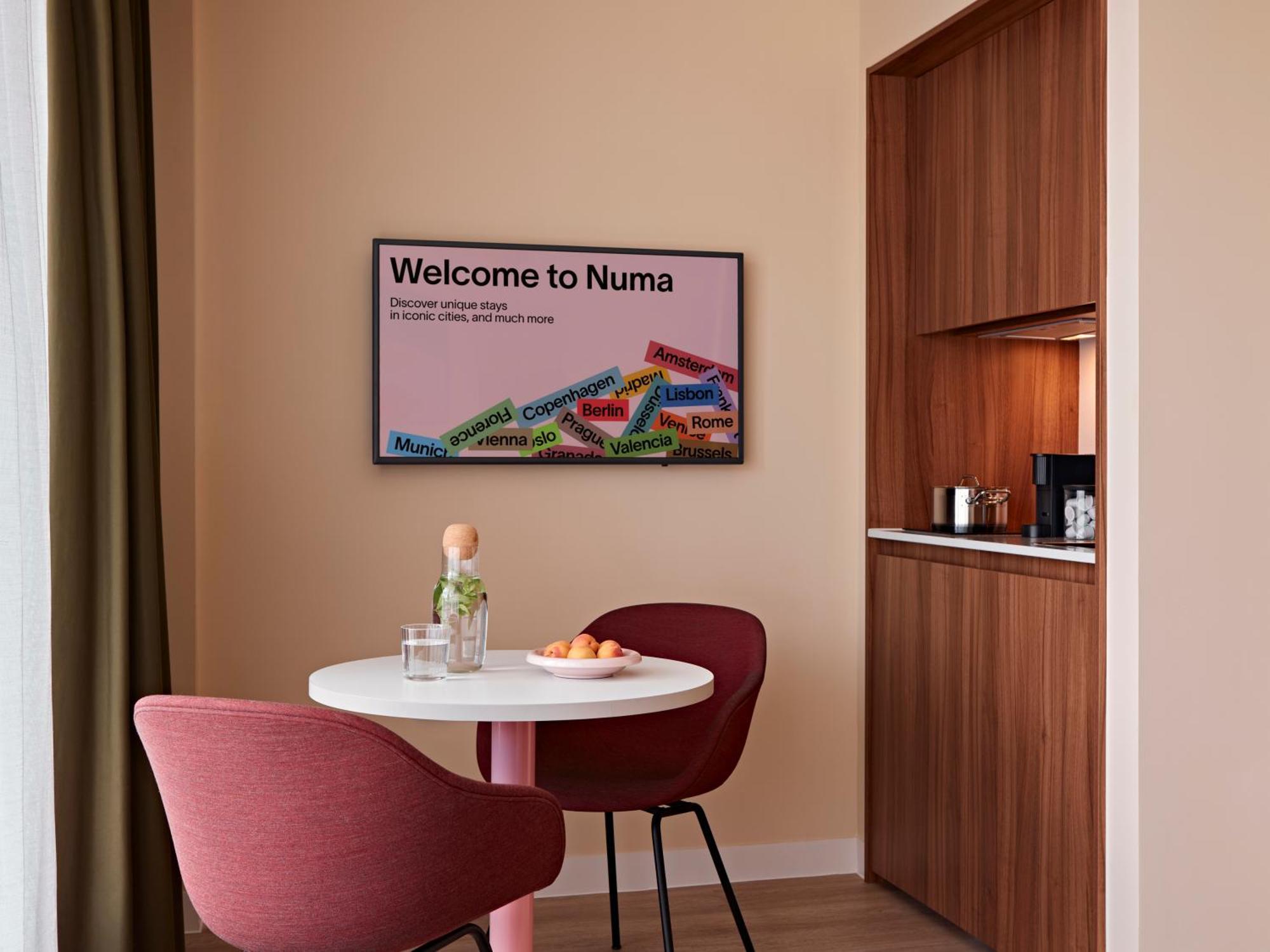 Large Studio Kitchenette