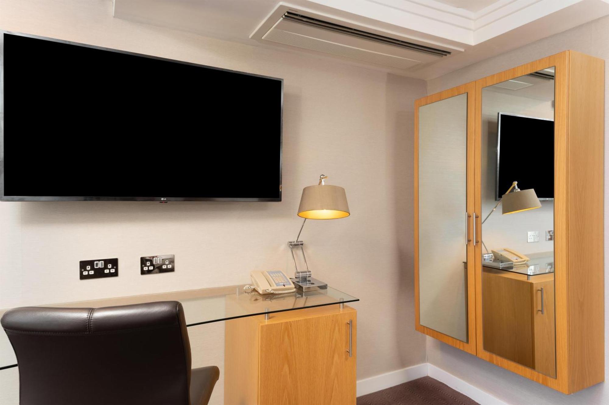 Chambre Lit Queen-Size